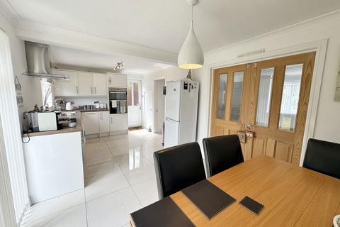 undefined, Lon Hyfryd, Abergele, Conwy, LL22 8QE