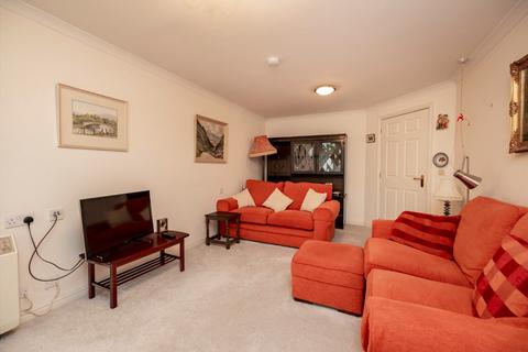 1 bedroom flat for sale, Kirk Manor Court, Kirk Brae, Cults, Aberdeen, Aberdeenshire