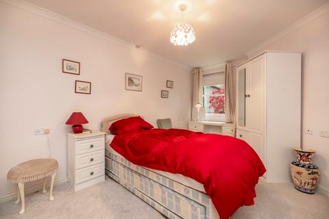 1 bedroom flat for sale, Kirk Manor Court, Kirk Brae, Cults, Aberdeen, Aberdeenshire