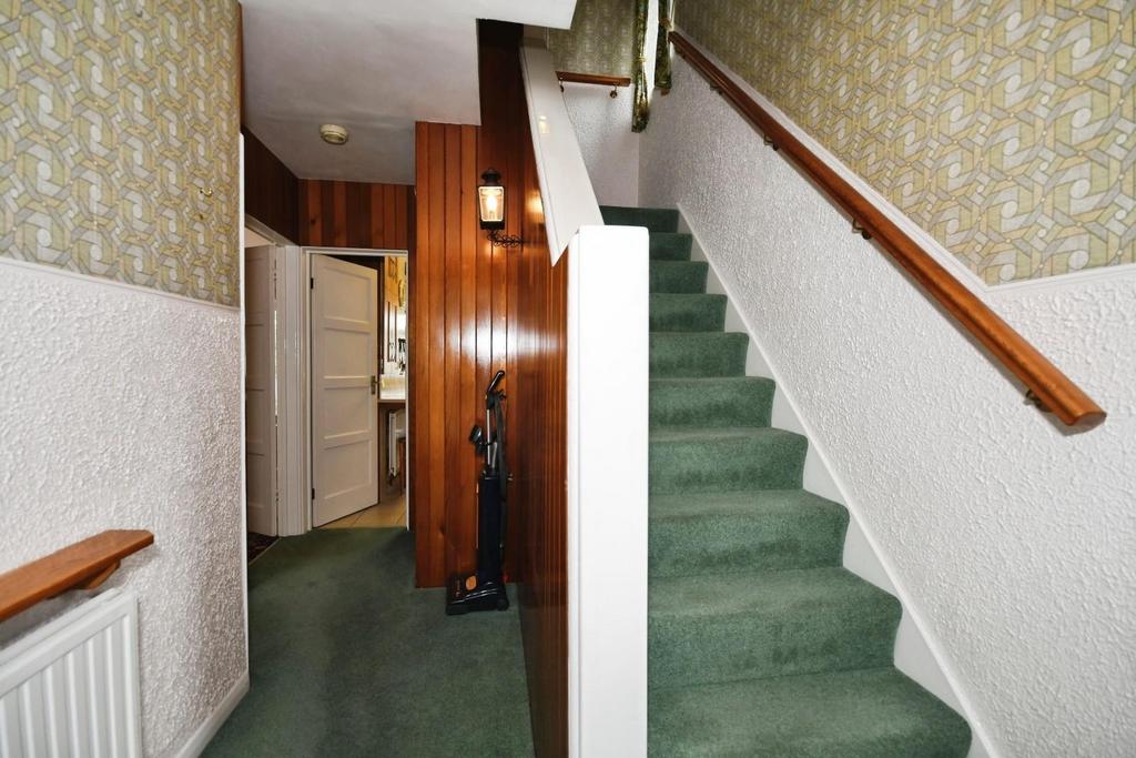 HALL 02.jpg