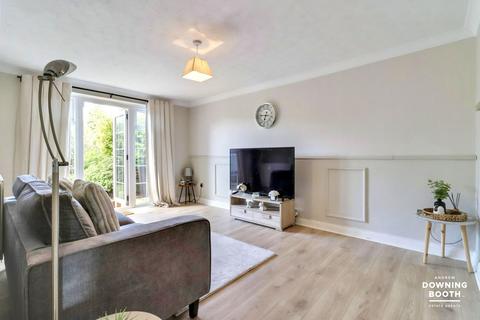 2 Shelley Drive, Sutton Coldfield, B74 4YE
