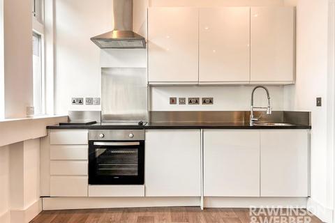 undefined, Walton Road, West Molesey KT8