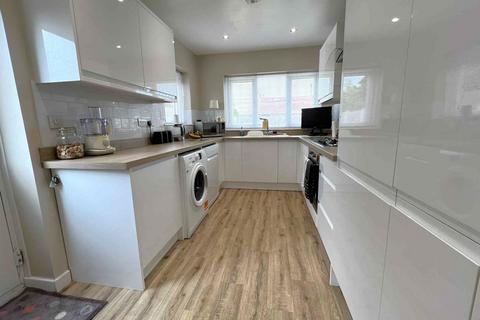 3 bedroom bungalow for sale, Hillylaid Road, Thornton FY5