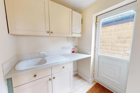 4 bedroom detached house for sale, Upper Hall View, Northowram, Halifax