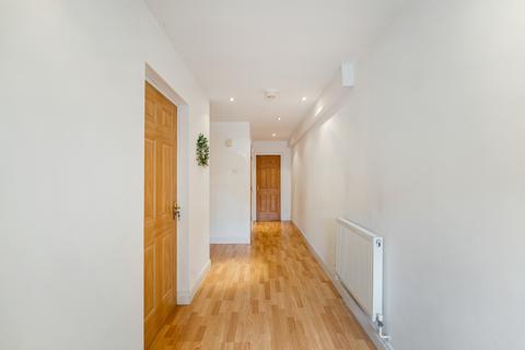 4 bedroom townhouse for sale, Capitol Close, Smithills, Bolton, BL1