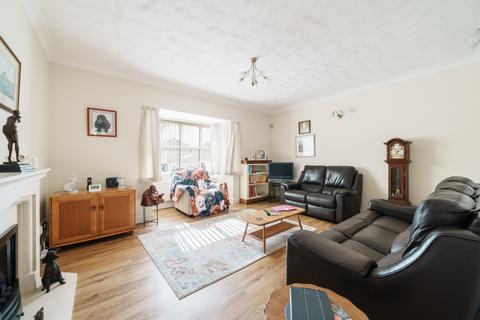 2 bedroom detached bungalow for sale, The Seagulls, Lee-on-the-Solent, PO13 9QD