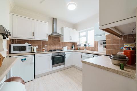 2 bedroom detached bungalow for sale, The Seagulls, Lee-on-the-Solent, PO13 9QD
