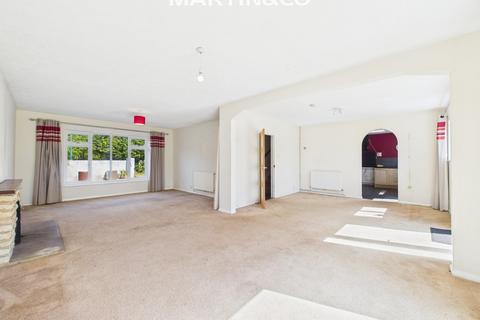undefined, Hythe End Road, Staines-upon-Thames TW19