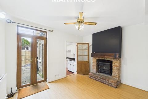 3 bedroom terraced house for sale, Manor Place, Staines-upon-Thames TW18