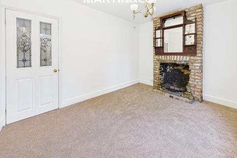 3 bedroom terraced house for sale, Manor Place, Staines-upon-Thames TW18