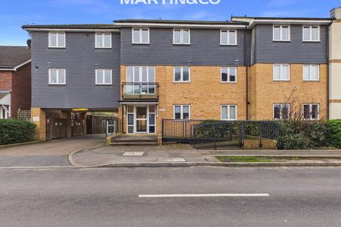 1 bedroom apartment for sale, The Rushes, Staines-upon-Thames TW18