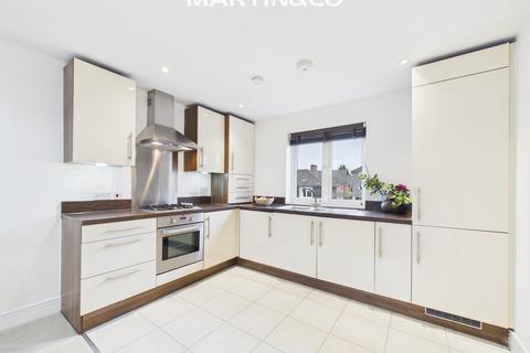 1 bedroom apartment for sale, The Rushes, Staines-upon-Thames TW18