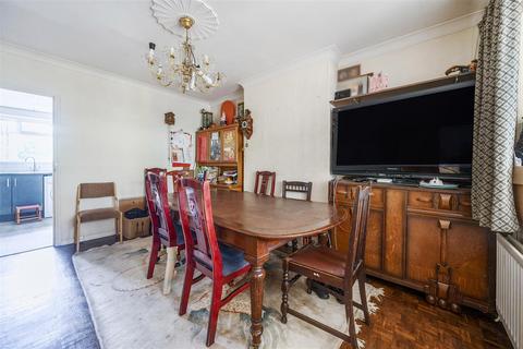 undefined, Lancaster Road, London