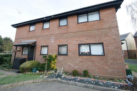 1 bedroom terraced house to rent, Colyers Reach, CM2