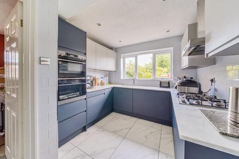 17 Bath Road, Bracebridge Heath, Lincoln, LN4 2TU