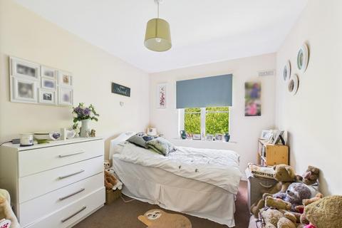 2 bedroom flat for sale, Merchants Court, Leonard Street, Bingley