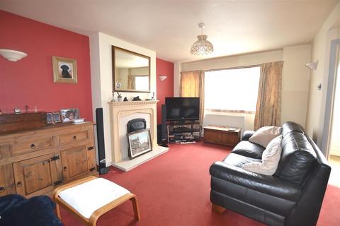 3 bedroom semi-detached house for sale, Castlefields, Leominster