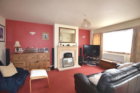 3 bedroom semi-detached house for sale, Castlefields, Leominster