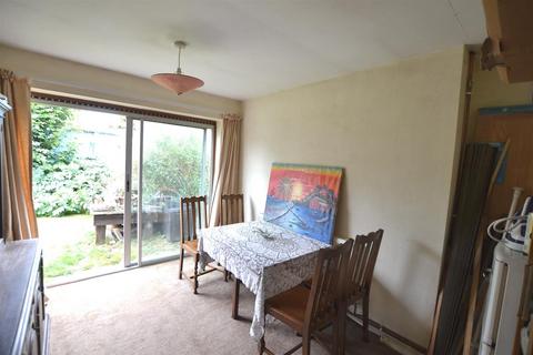3 bedroom semi-detached house for sale, Castlefields, Leominster