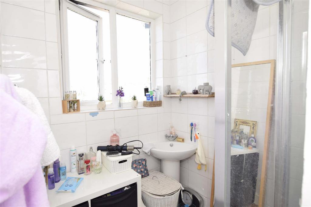 Shower room.jpg