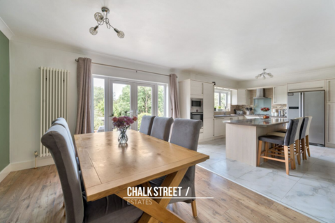 5 bedroom semi-detached house for sale, Abbs Cross Lane, Hornchurch, RM12
