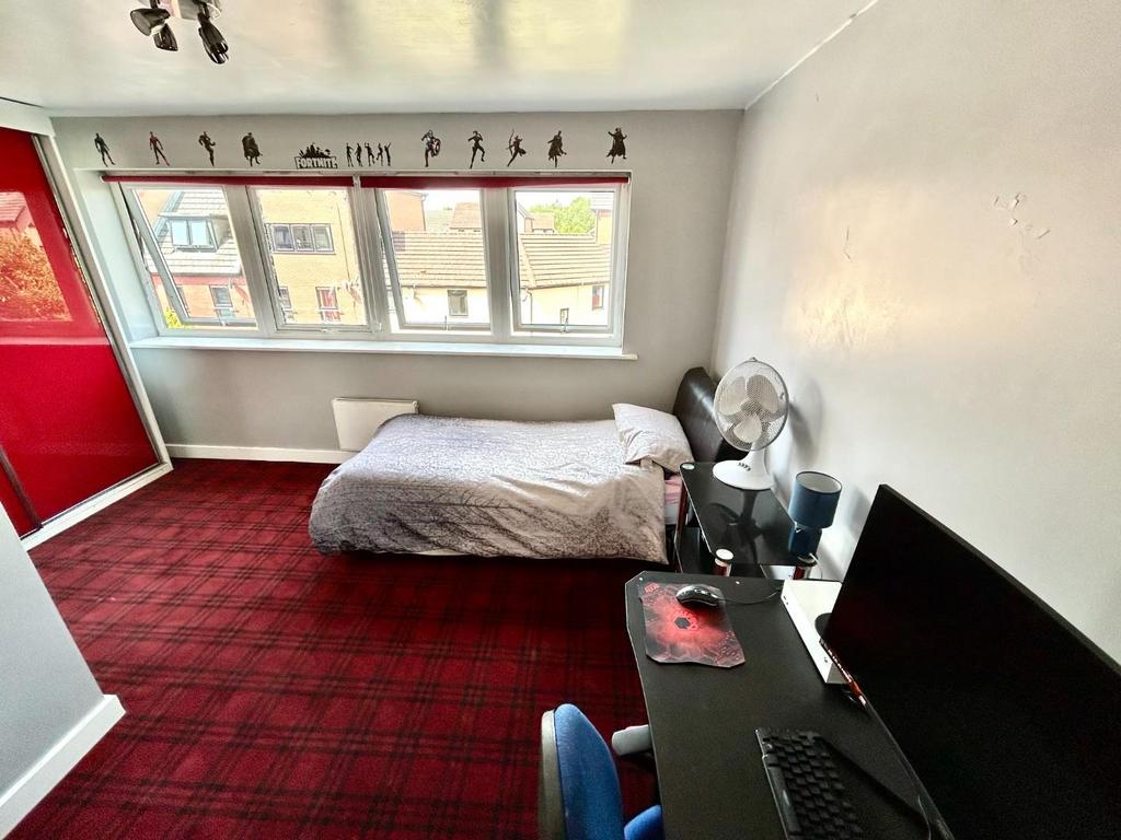 Bed 2.JPG