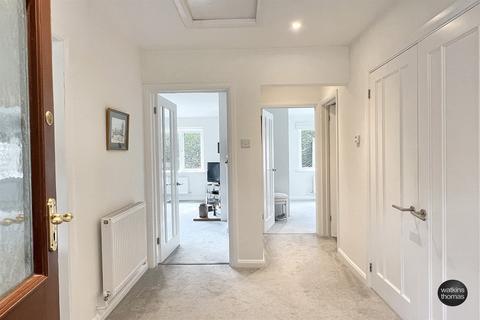 2 bedroom detached bungalow for sale, Sutton St. Nicholas, Hereford, HR1