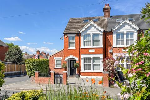 67 Western Road, Brentwood, CM14 4ST