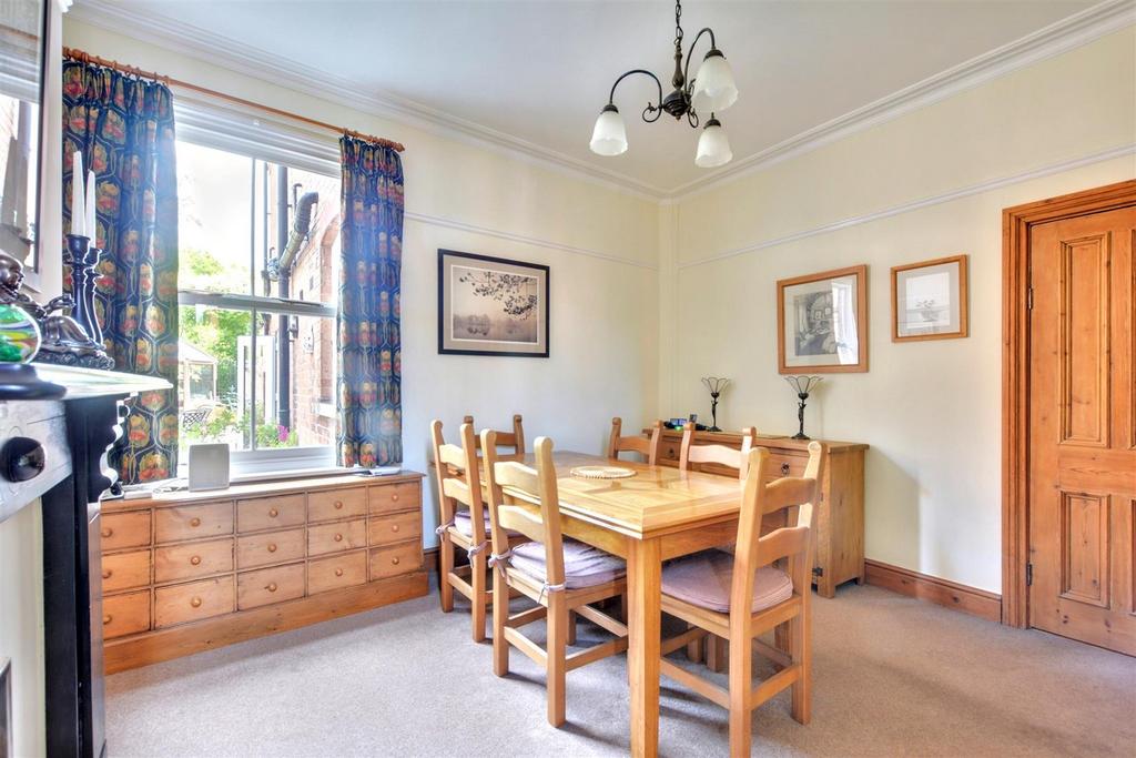 Dining Room 2.jpeg