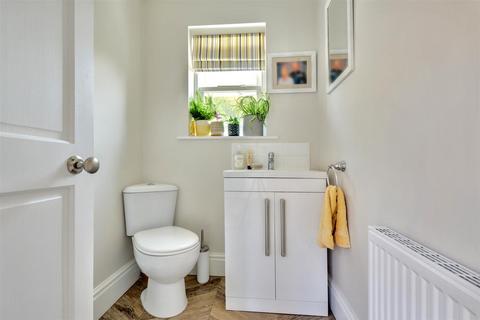 4 bedroom semi-detached house for sale, Park Street, Beeston