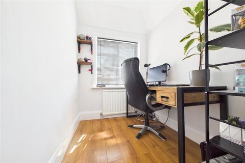 20 Grasmere Avenue, Tilehurst, Reading, RG30 6XX