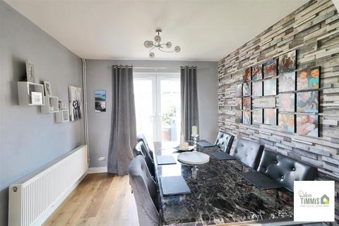 7 Ash Way, Stoke-on-trent, ST2 9DZ