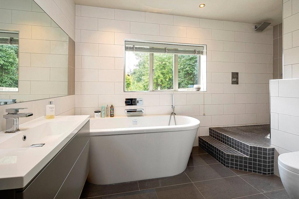 Ensuite To Bedroom 1
