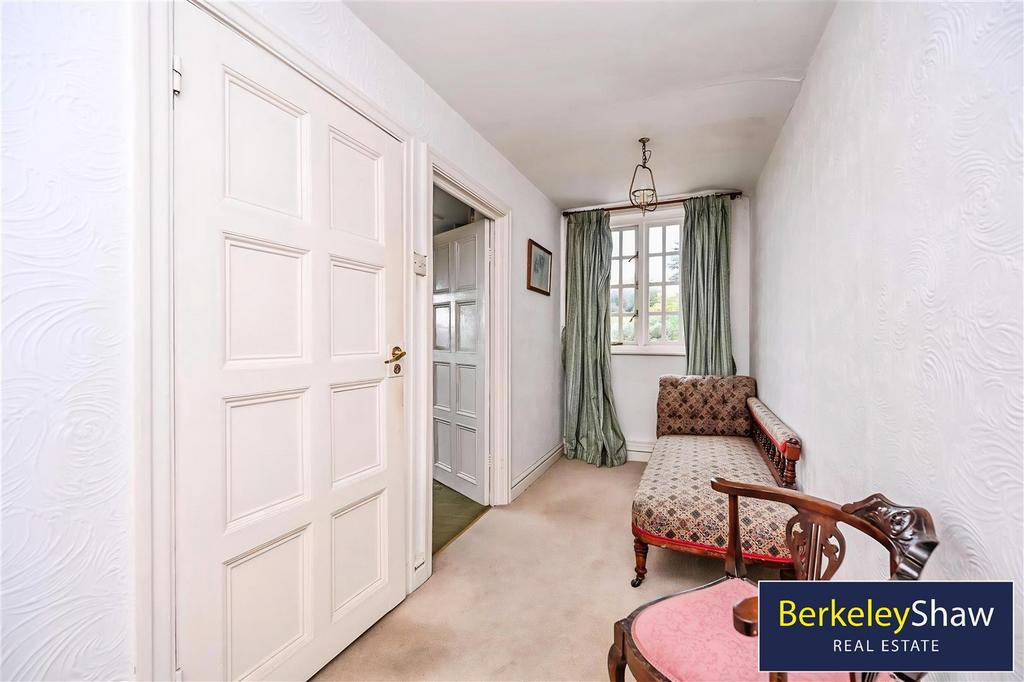 56f7d2f1-Tvy 9m a5 E6 Des16pw Jo Qg.jpg