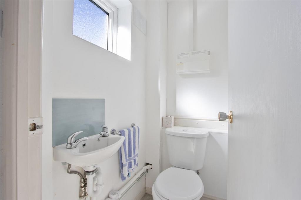 Downstairs WC .jpg