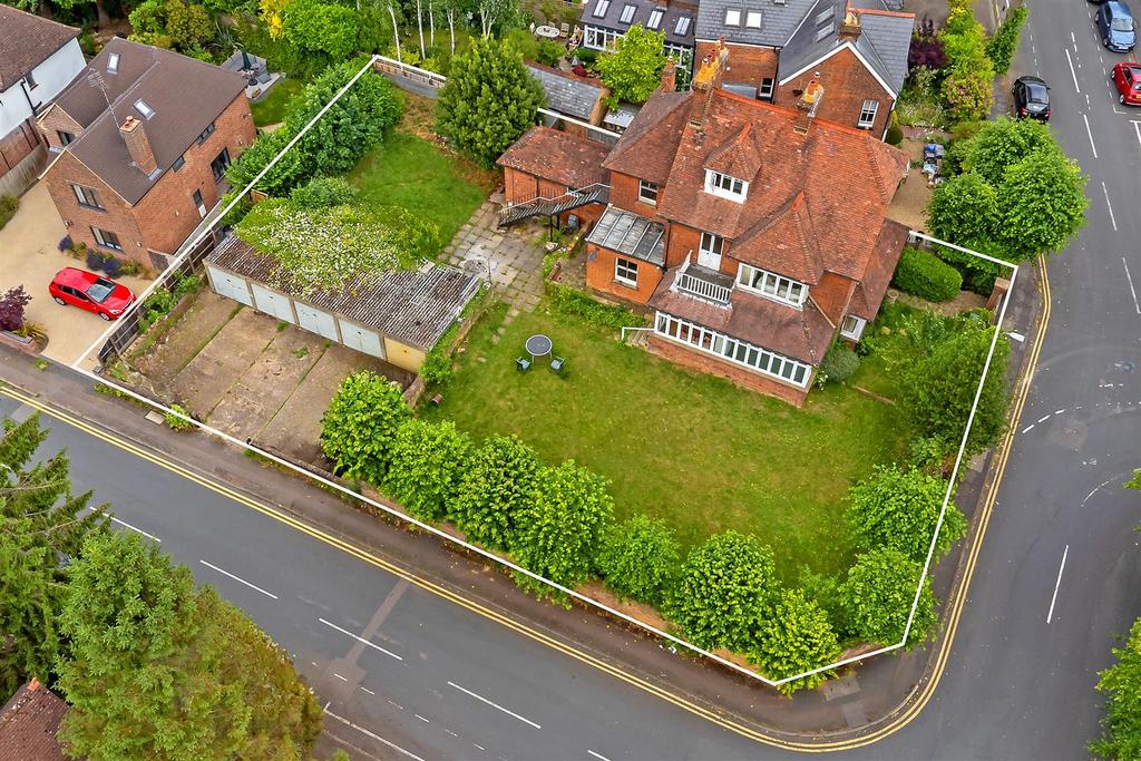 1 Ridgmont Road-3.jpg