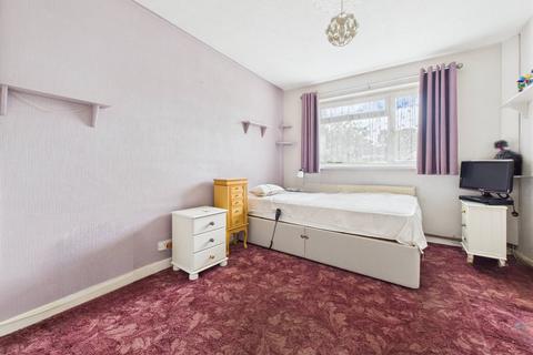 8 Blenheim Close, Weston-super-mare, BS22 6DG