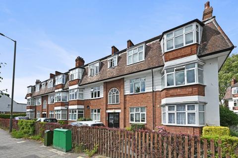 2 bedroom flat for sale, Sherwood Hall, East End Road, London, N2