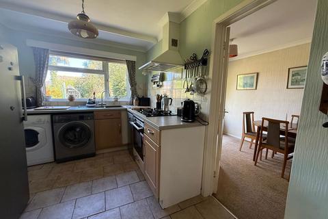3 bedroom semi-detached house for sale, Bromstone Road, Broadstairs CT10