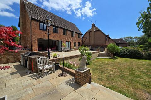 5 bedroom detached house for sale, Cowdray Park Road, Bexhill-on-Sea, TN39