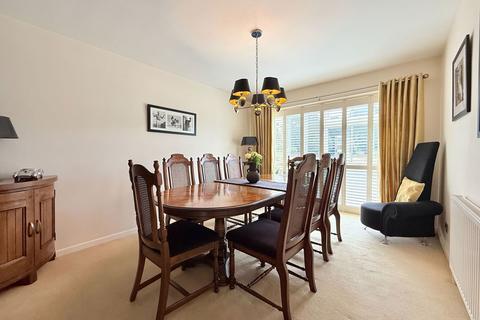 15 Bishopton Close, Shirley, Solihull, B90 4AH
