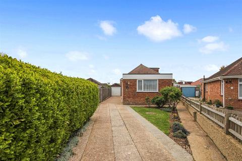 Middle Onslow Close, Worthing BN12