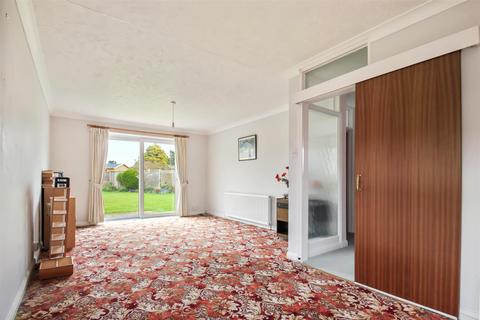 undefined, Middle Onslow Close, Worthing BN12