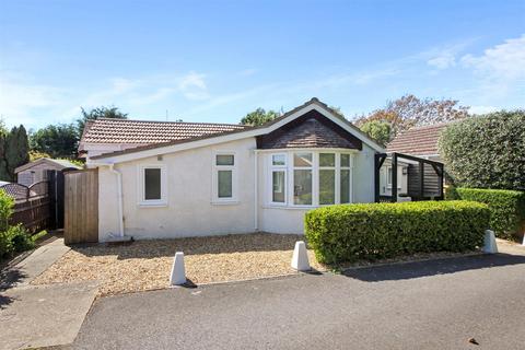 14 The Poplars, Ferring, Worthing, BN12 5QL
