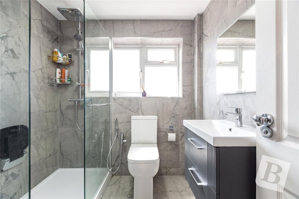 F/F Shower Room