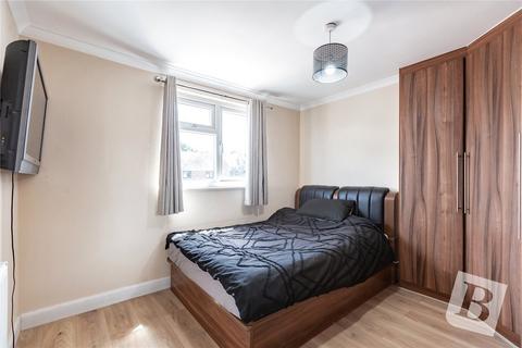 15 Egbert Gardens, Wickford, SS11 7BH