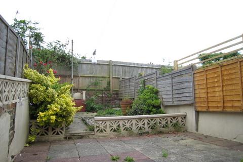 2 bedroom terraced house to rent, Kimberley Road, Brighton BN2