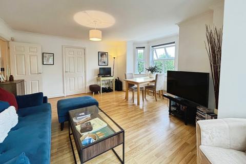 2 bedroom flat for sale, Olive Shapley Avenue, Didsbury, Manchester, M20
