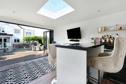 undefined, Waverley Road, Farnborough, GU14