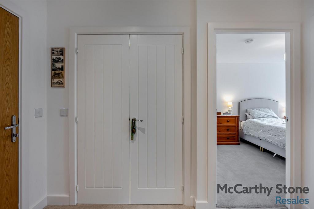 8651694-interior08-800.jpg